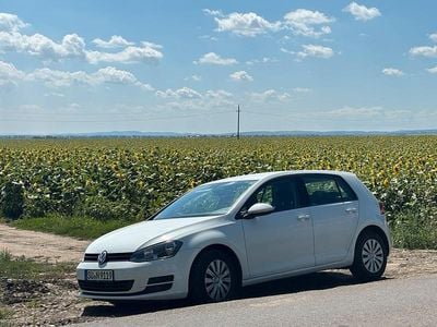 Gebraucht VW Golf VII Trendline 86 PS (63 kW) 2014 Weiß Limousine