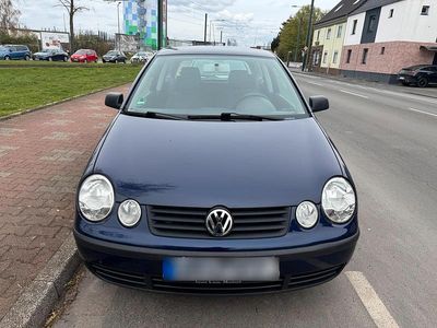 Gebraucht VW Polo 65 PS (47 kW) 2003 Blau Kleinwagen
