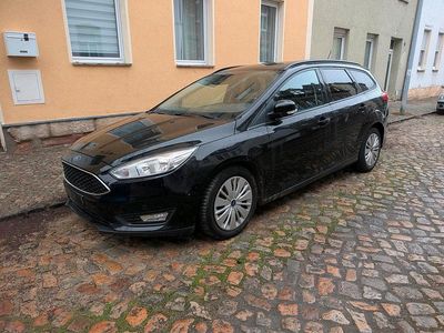 Usata Ford Focus 120 CV (88 kW) 2017 Nero Station wagon