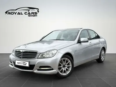 Gebraucht Mercedes C180 120 PS (88 kW) 2012 Silber Limousine