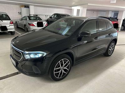 Gebraucht Mercedes EQA300 Progressive 167 kW (228 PS) 2021 Schwarz SUV