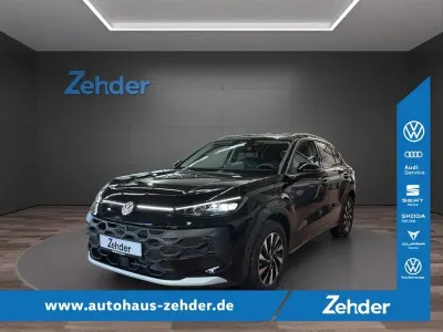 Nowe VW T-Roc Cabriolet Style 150 KM (110 kW) 2026 Czarny SUV