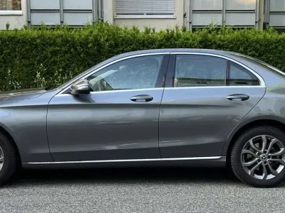 Gebraucht Mercedes C200 Avantgarde 184 PS (135 kW) 2018 Grau Limousine