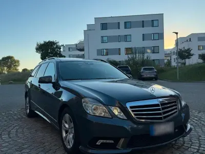 Usata Mercedes E350 Avantgarde 265 CV (194 kW) 2011 Grigio Station wagon