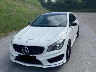 Gebraucht Mercedes CLA250 Shooting Brake 211 PS (155 kW) 2015 Kombi