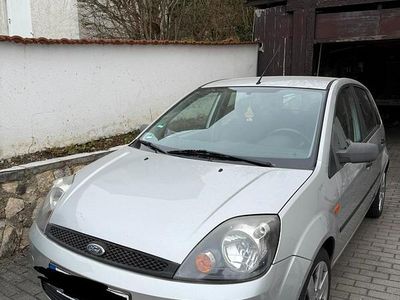 Gebraucht Ford Fiesta 100 PS (73 kW) 2002 Grau Kleinwagen