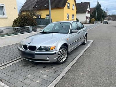 Gebraucht BMW 318 143 PS (105 kW) 2002 Silber Limousine