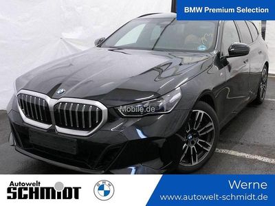 Gebraucht BMW 520 M Sport 197 PS (144 kW) 2025 Schwarz Kombi
