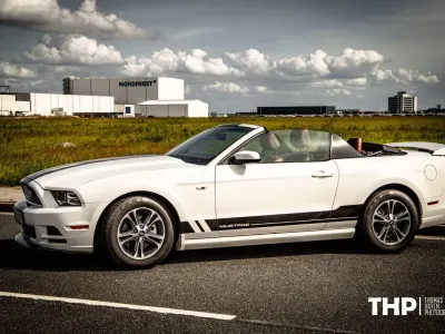 Gebraucht Ford Mustang 305 PS (224 kW) 2013 Weiß Cabrio