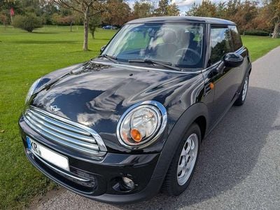 Gebraucht Mini Cooper D 111 PS (81 kW) 2011 Schwarz Kleinwagen