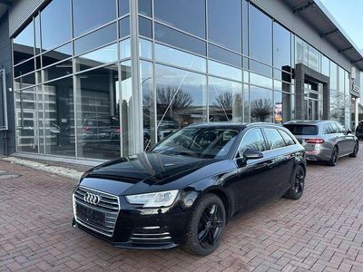Mythosschwarz metallic (metallic) Gebraucht 2018 Audi A4 Sport Kombi | 22.990 € (Fairer Preis)