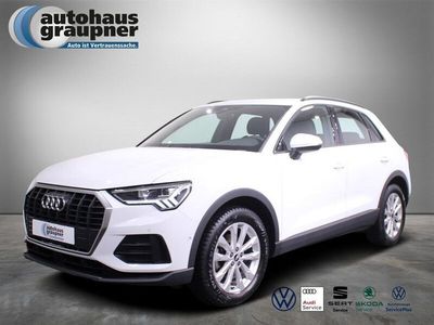 Weiss / gletscherweiss (metallic) Gebraucht 2021 Audi Q3 Basis SUV | 27.777 € (Fairer Preis)