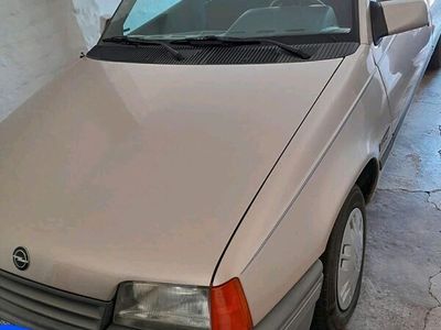 gebraucht Opel Kadett 1.6 i Beauty BITTE schreibt&nur ernst gemeintes!