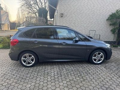 Gebraucht BMW 216 M Sport 116 PS (85 kW) 2016 Grau Van / Kleinbus