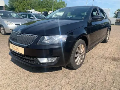 Gebraucht Skoda Octavia Ambition 105 PS (77 kW) 2014 Schwarz Kombi