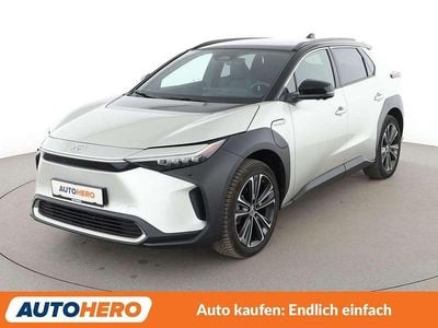 Usata Toyota bZ4X 160 kW (218 CV) 2022 Grigio SUV