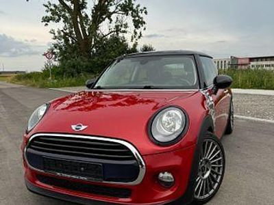 Gebraucht Mini Cooper 136 PS (100 kW) 2016 Rot Kleinwagen