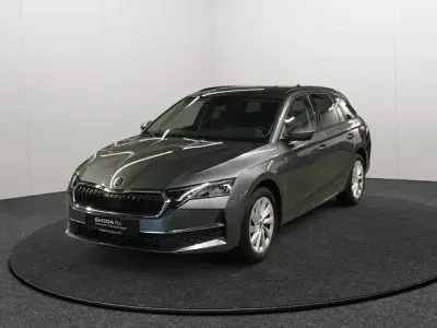 Gebraucht Skoda Octavia Selection 150 PS (110 kW) 2025 Grau Kombi