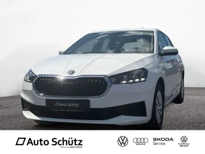 Gebraucht Skoda Fabia Active 80 PS (58 kW) 2023 Candyweiss Kleinwagen