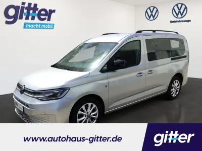 Gebraucht VW Caddy Maxi Life 122 PS (89 kW) 2023 Silber Van / Kleinbus