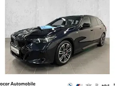 Używany BMW 530 Comfort Edition 286 KM (210 kW) 2025 Czarny Kombi