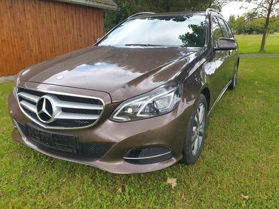 Mercedes E200