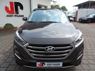 Gebraucht Hyundai Tucson Premium 177 PS (130 kW) 2015 Braun SUV