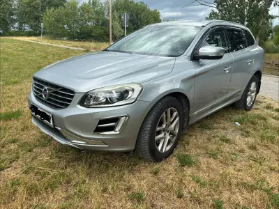 Gebraucht Volvo XC60 190 PS (139 kW) 2016 Silber SUV