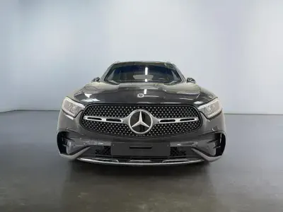 Gebraucht Mercedes GLC300 AMG line 269 PS (197 kW) 2025 Andere