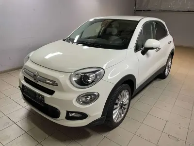 Gebraucht Fiat 500X Lounge 120 PS (88 kW) 2016 Colore esterno (gelato weiss) SUV