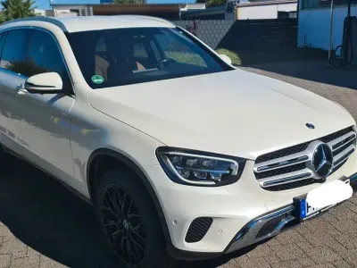 Gebraucht Mercedes GLC220 194 PS (142 kW) 2019 Weiß SUV