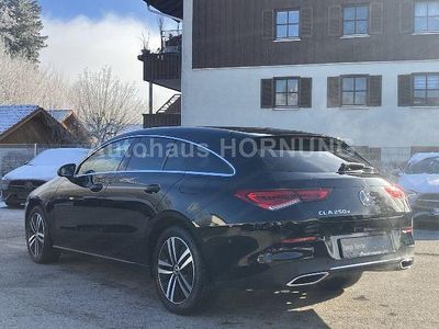 Gebraucht Mercedes CLA250e Shooting Brake 218 PS (160 kW) 2021 Kombi
