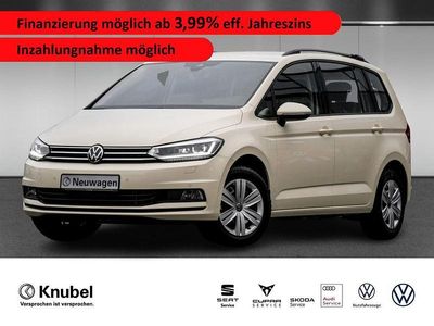 Neu VW Touran Trendline 150 PS (110 kW) 2025 Hellelfenbein Van / Kleinbus