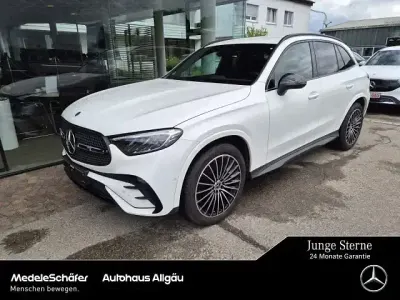 Gebraucht Mercedes GLC220 AMG 197 PS (144 kW) 2024 Unilack polarweiß uni SUV