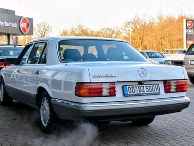 gebraucht Mercedes 500 V126 Arktikweiß Velours Blau