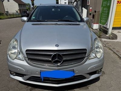 Mercedes R320