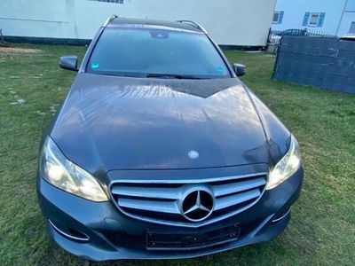 gebraucht Mercedes E200 T AVANTGARDE AVANTGARDE