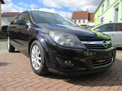 Używany Opel Astra 116 KM (85 kW) 2007 Czarny Kombi
