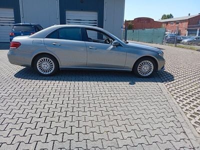 Mercedes E220