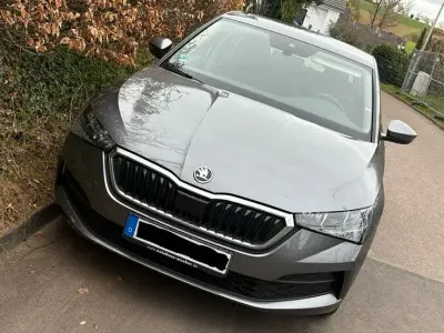 Usata Skoda Scala Active 95 CV (69 kW) 2023 Utilitaria