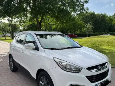 Gebraucht Hyundai ix35 Edition 135 PS (99 kW) 2014 Weiß SUV