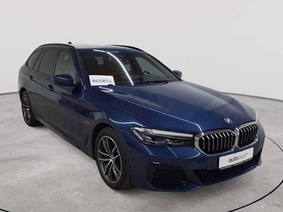 Gebraucht BMW 530e M Sport 184 PS (135 kW) 2021 Phytonicblau metallic Kombi