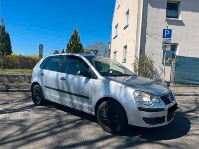 Gebraucht VW Polo 65 PS (47 kW) 2005 Silber Kleinwagen