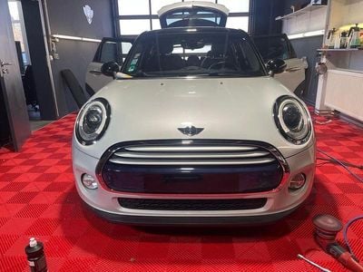 Silber Gebraucht 2015 Mini Cooper Kleinwagen | 13.400 € (Fairer Preis)
