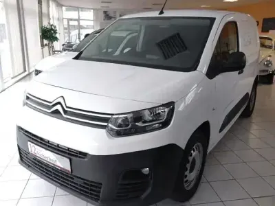 Gebraucht Citroën Berlingo 99 PS (72 kW) 2019 Weiss Van / Kleinbus