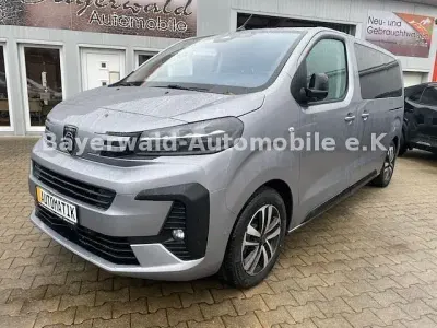 Neu Peugeot Traveller Allure 179 PS (131 kW) 2026 Grau Van / Kleinbus