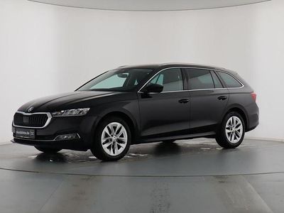 Schwarzmagic perleffekt Gebraucht 2021 Skoda Octavia Style Kombi | 18.789 € (Fairer Preis)