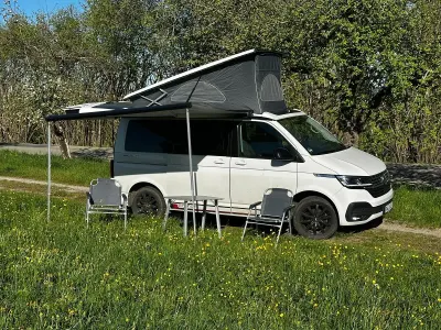 Używany VW California Beach 150 KM (110 kW) 2021 Biały Van