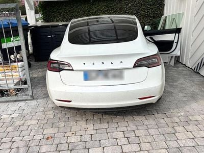 Begagnad Tesla Model 3 208 kW (283 HK) 2021 Sedan