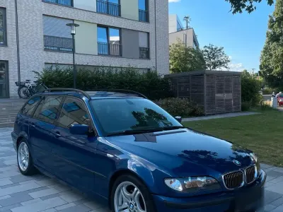 Gebraucht BMW 320 M Sport 170 PS (125 kW) 2005 Blau Kombi